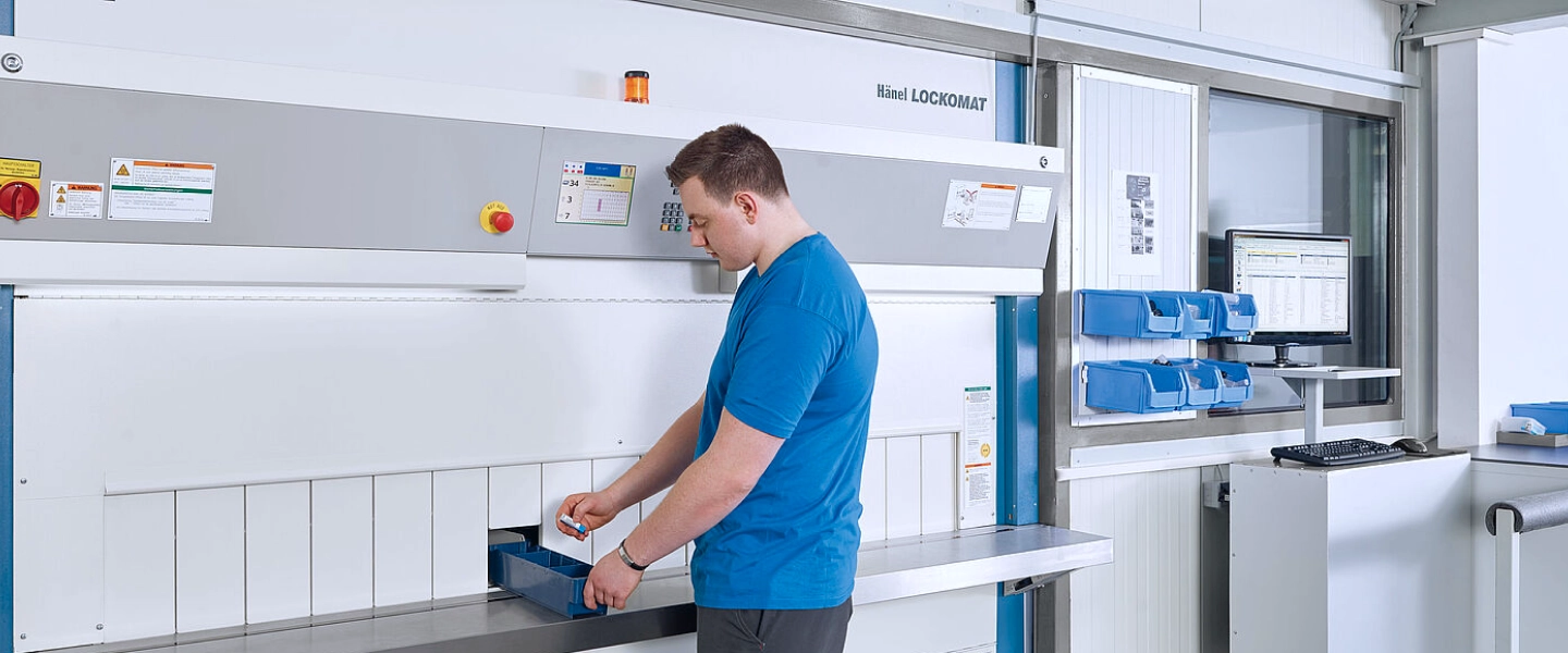 Lockomat secure automated storage with access control