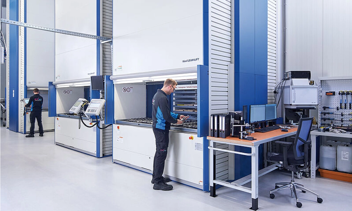 HänelLean-Lift vertical automated storage system